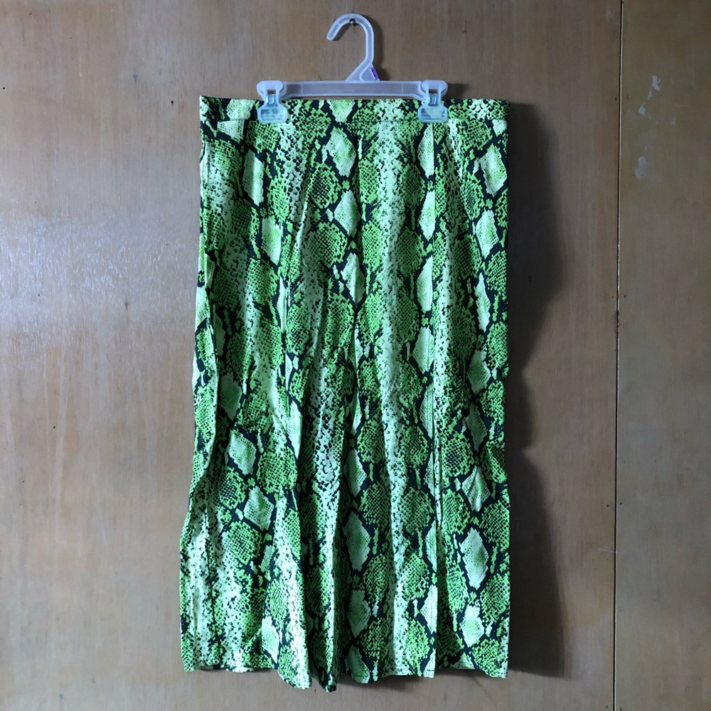 Like Green Snake Skin Skirt